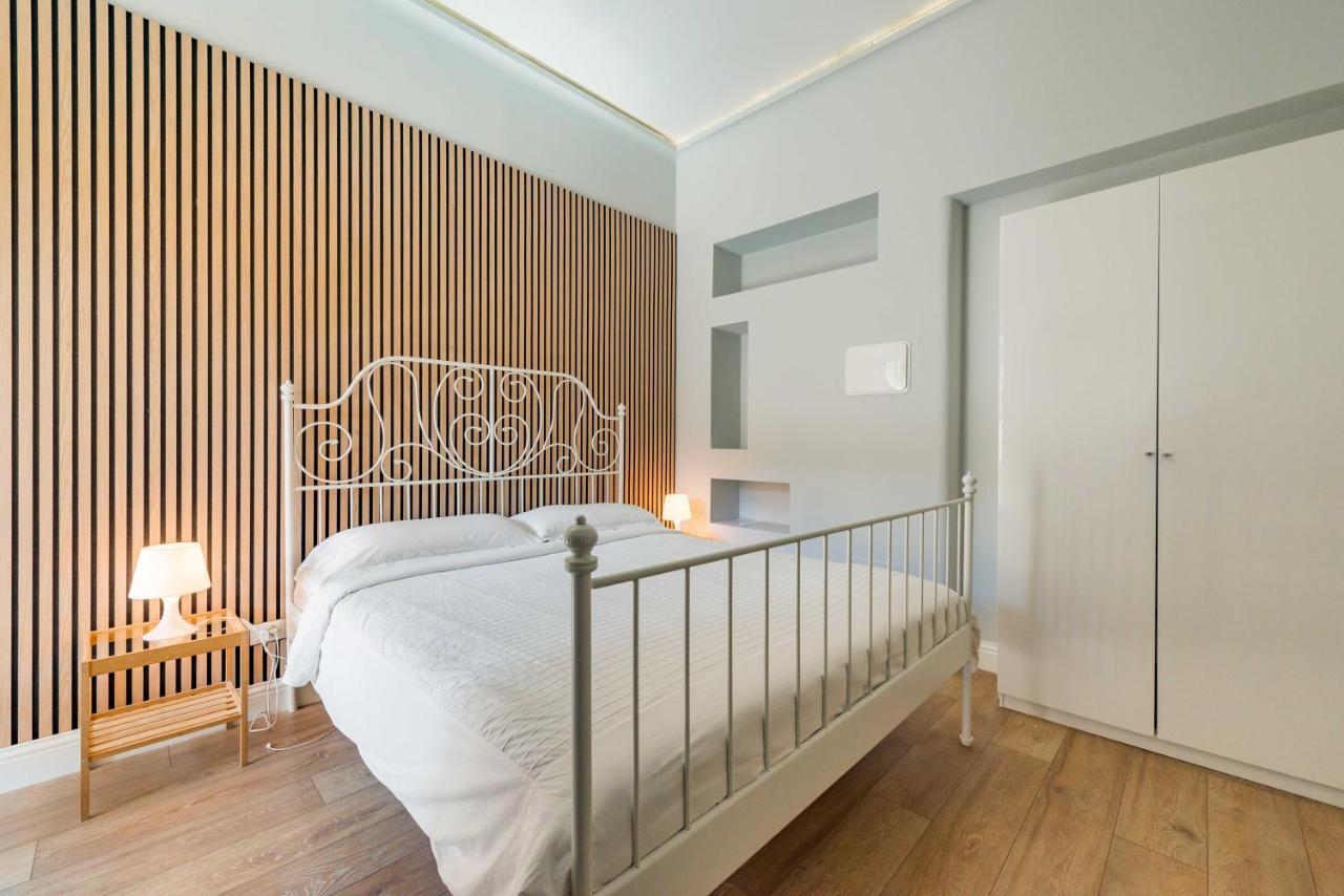 Un Attimo A Roma B&B Extérieur photo