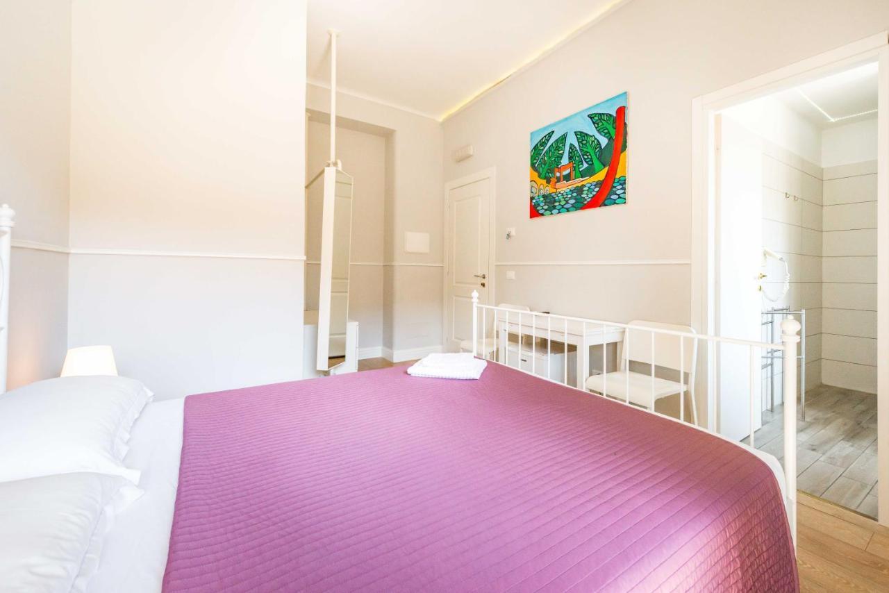 Un Attimo A Roma B&B Extérieur photo